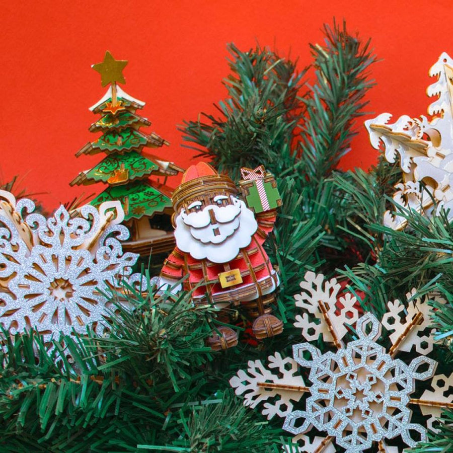 Kigumi - Santa Claus Plywood Puzzle (coloured)