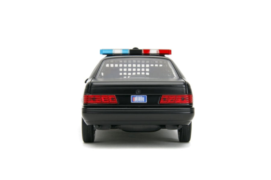 Robocop - 1986 Ford Taurus Police Car with Robocop 1:24 Scale Set