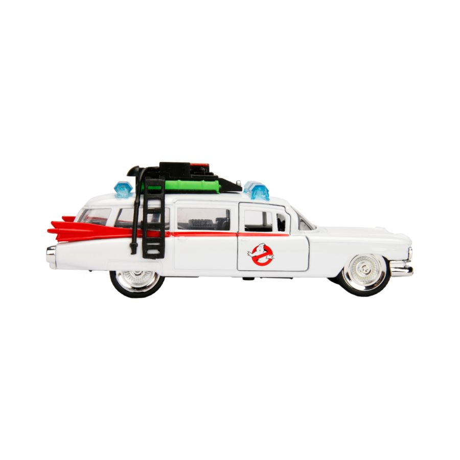 Ghostbusters (1984) - Ecto-1 1:32 Scale Diecast Model Car