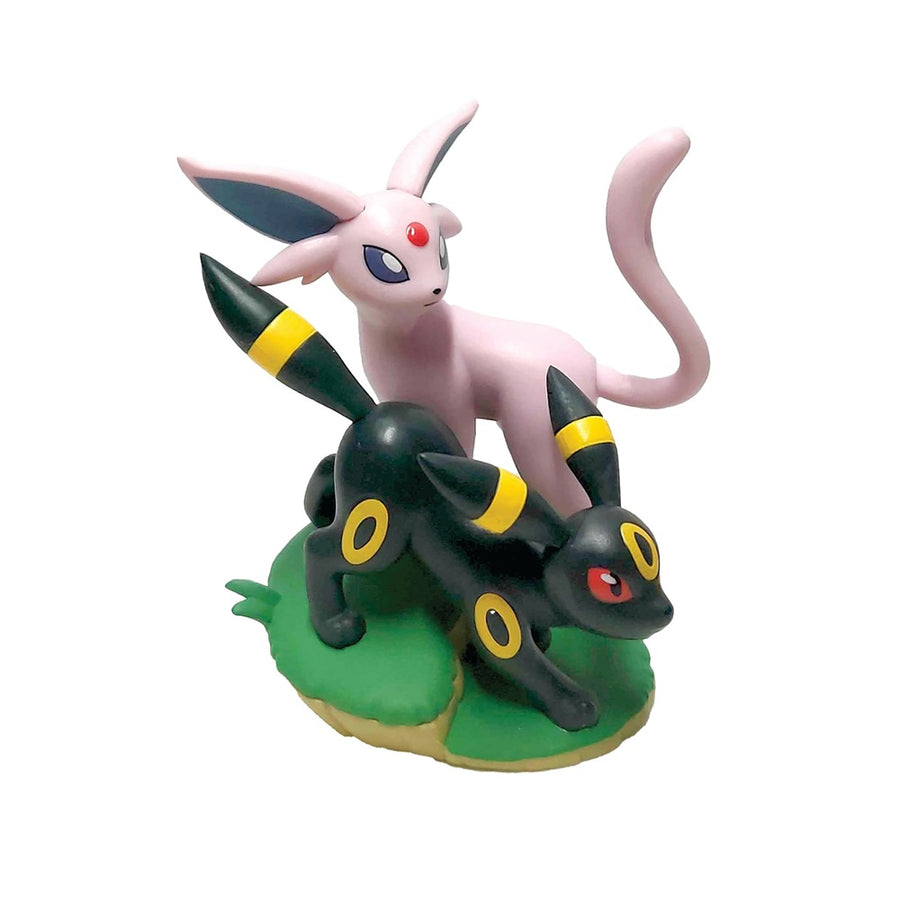 Pokémon TCG Scarlet & Violet 8.5 Prismatic Evolutions Premium Figure Box