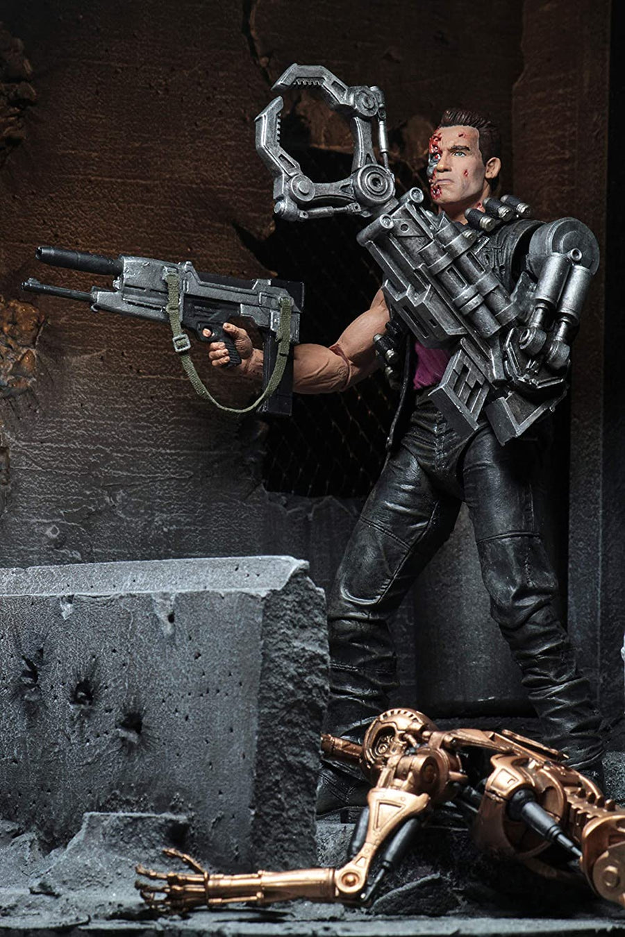 Terminator 2 - Power Arm Terminator Kenner Tribute 7” Action Figure